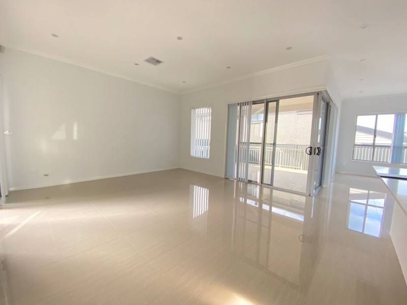 7 Crown Street, Austral NSW 2179