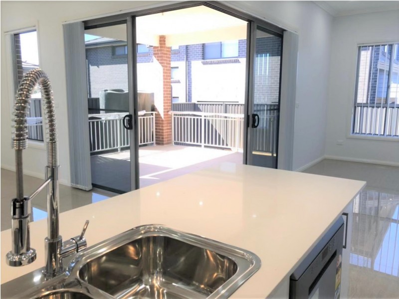 7 Crown Street, Austral NSW 2179