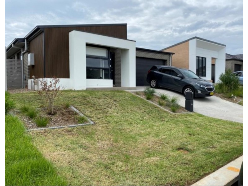 36 Bagnall Street, Gregory Hills NSW 2557