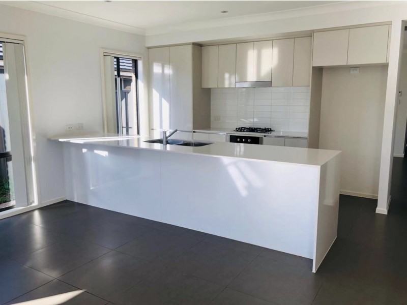 36 Bagnall Street, Gregory Hills NSW 2557