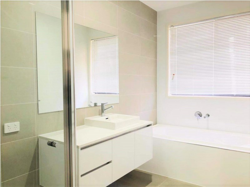 36 Bagnall Street, Gregory Hills NSW 2557