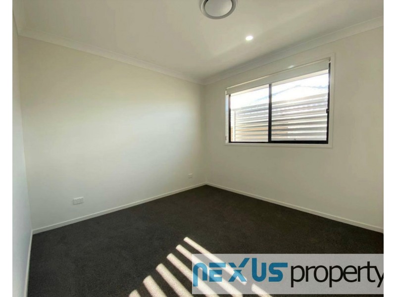 38 Battam Road, Gregory Hills NSW 2557