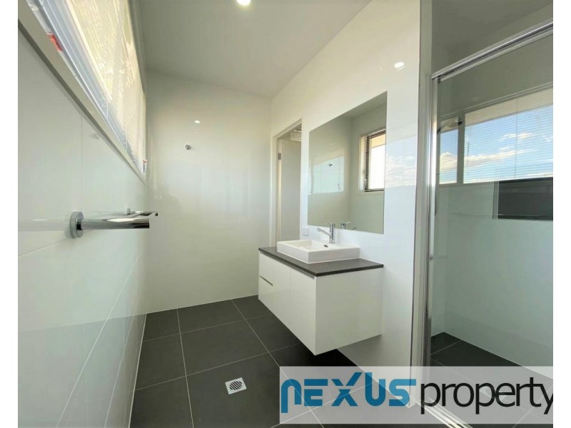 38 Battam Road, Gregory Hills NSW 2557