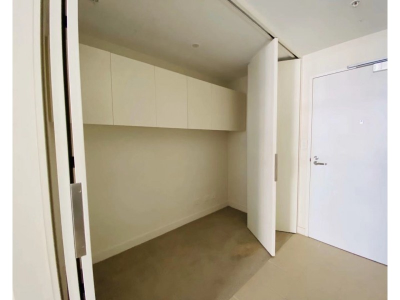 504/2 Discovery Point Place, Wolli Creek NSW 2205