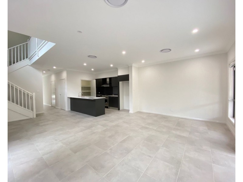 137 Ardennes Avenue, Edmondson Park NSW 2174