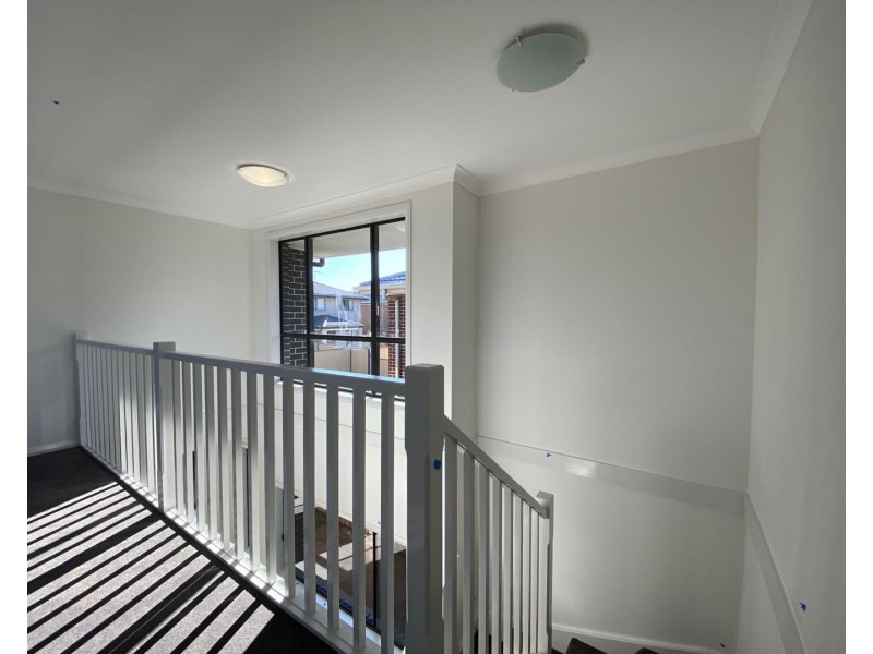 137 Ardennes Avenue, Edmondson Park NSW 2174