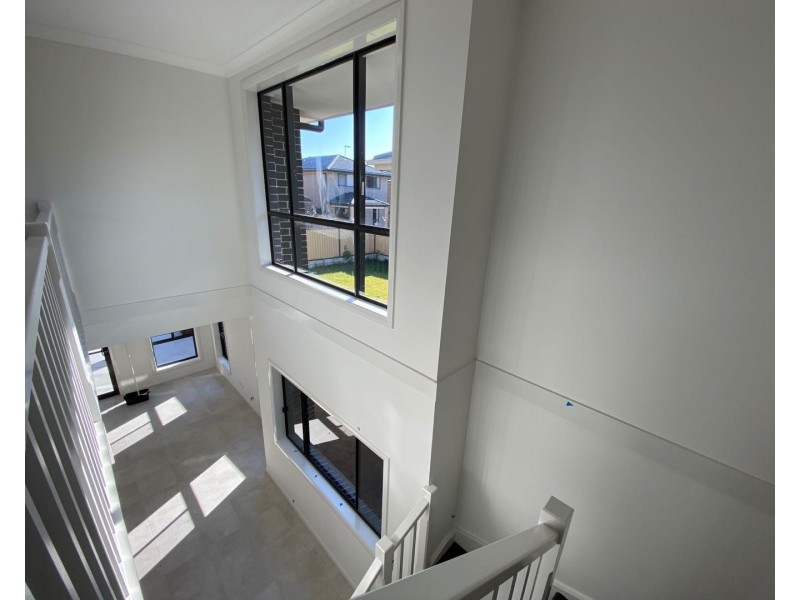 137 Ardennes Avenue, Edmondson Park NSW 2174