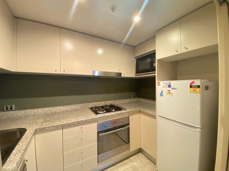 1002/1 Sergeants Lane, St Leonards NSW 2065