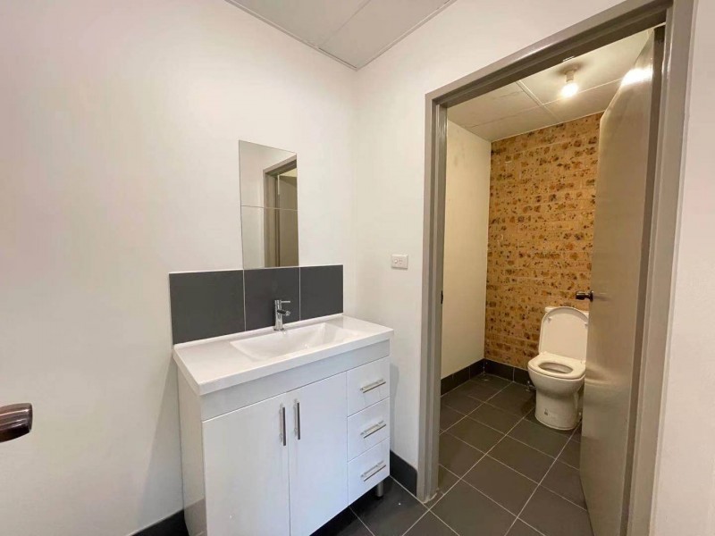 Level 1, Unit 2/25 Bearing Road, Seven Hills NSW 2147