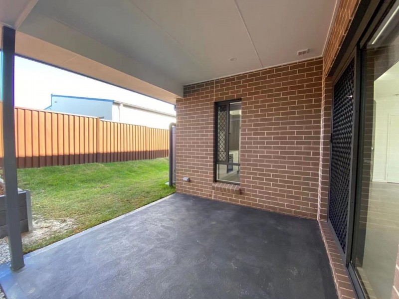 2a Brianna Street, Riverstone NSW 2765