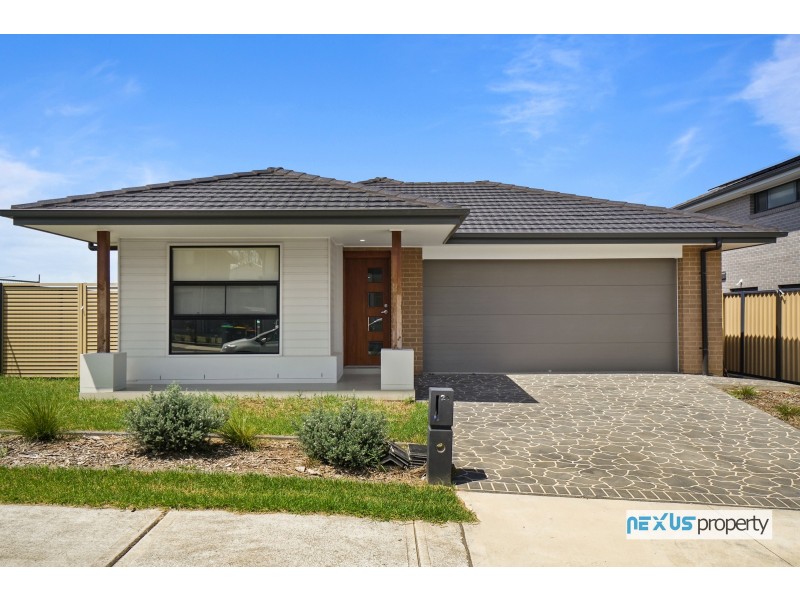 21 Arnhem Road, Edmondson Park NSW 2174