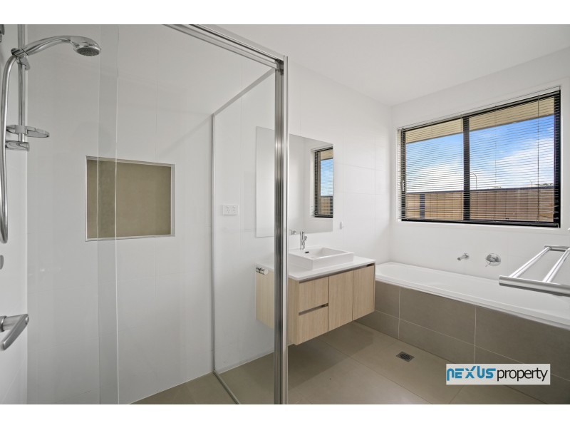 21 Arnhem Road, Edmondson Park NSW 2174