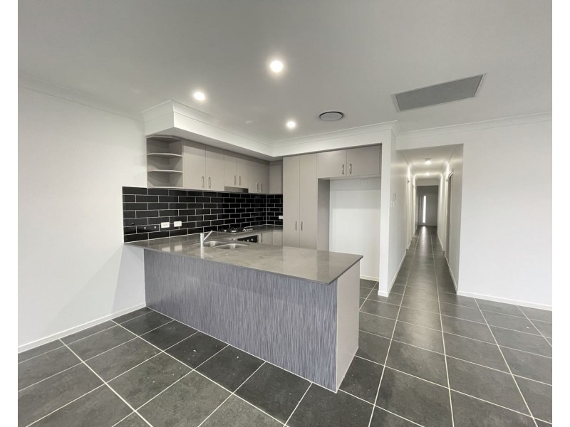 107 Narrami Road, Austral NSW 2179