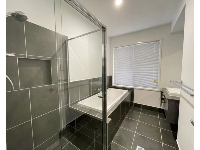 107 Narrami Road, Austral NSW 2179
