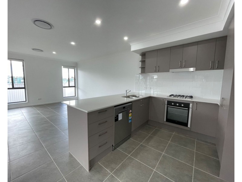 103 Narrami Road, Austral NSW 2179