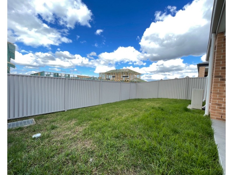 103 Narrami Road, Austral NSW 2179