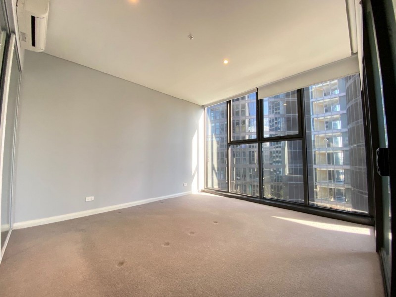 702/5 Wentworth Place, Wentworth Point NSW 2127