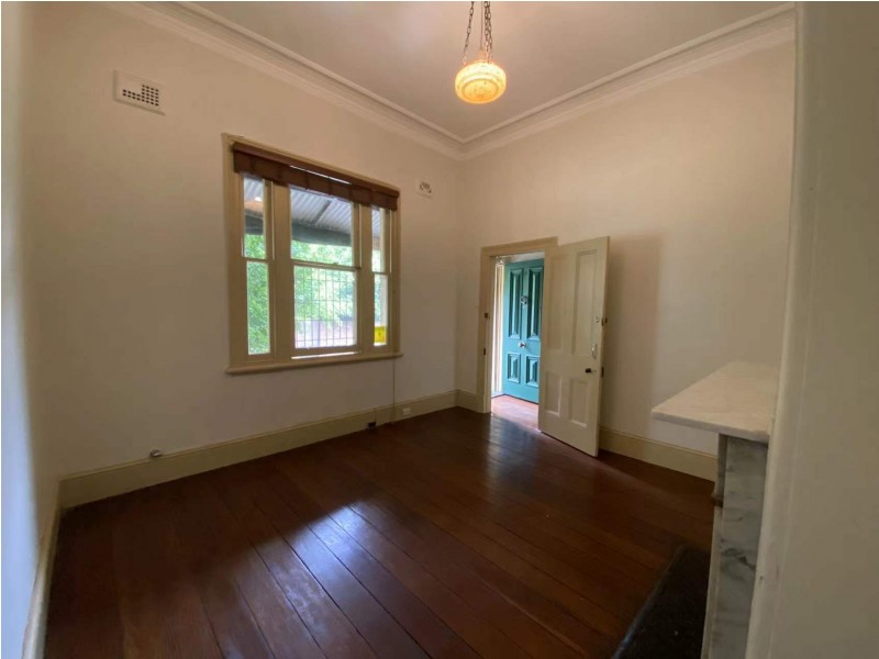 12 Upper Road, Forest Lodge NSW 2037