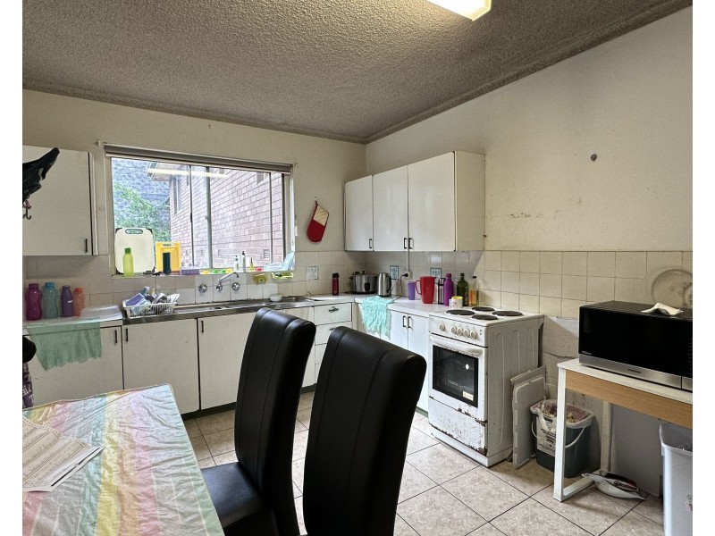 1/8 Cowell Street, Gladesville NSW 2111
