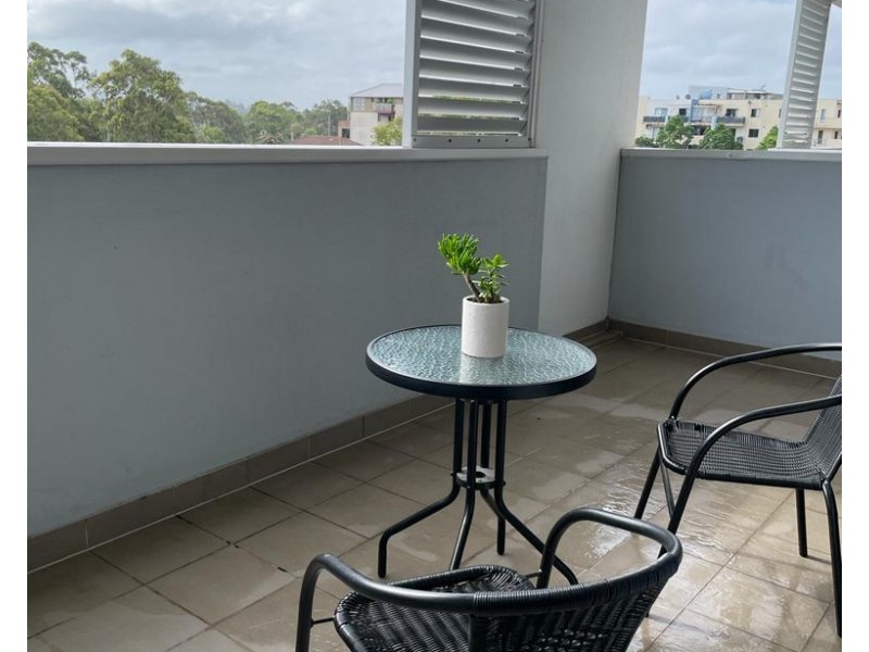 9/32 Castlereagh Street, Liverpool NSW 2170