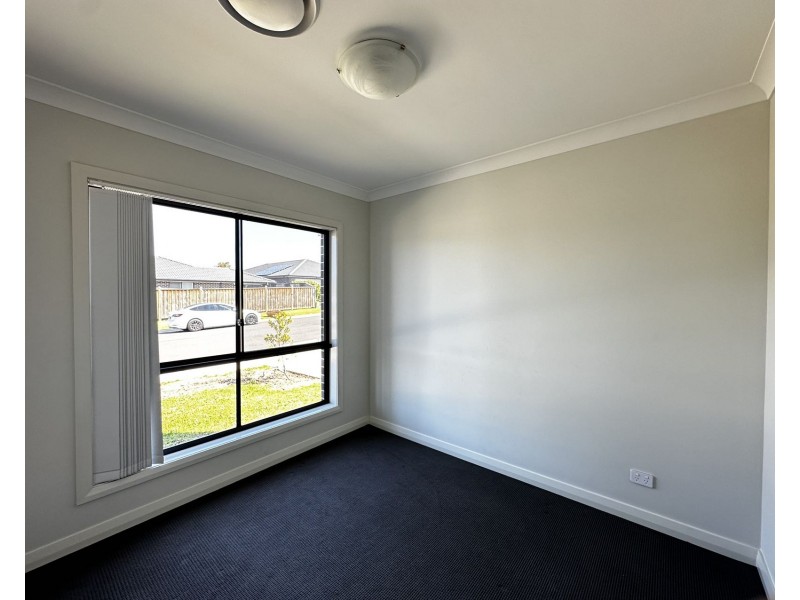 2 Potts Street, Oran Park NSW 2570