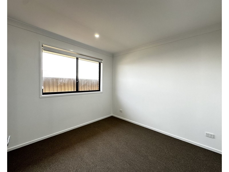 41 Melton Circuit, Gregory Hills NSW 2557