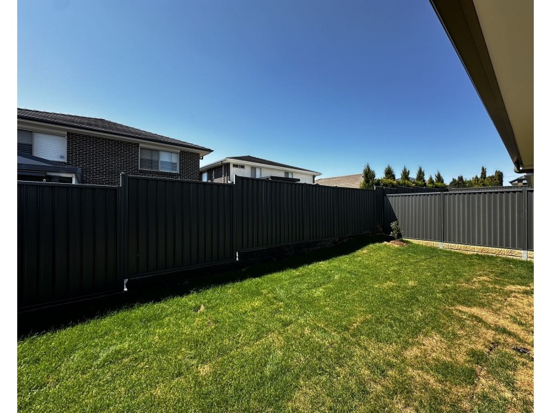 41 Melton Circuit, Gregory Hills NSW 2557