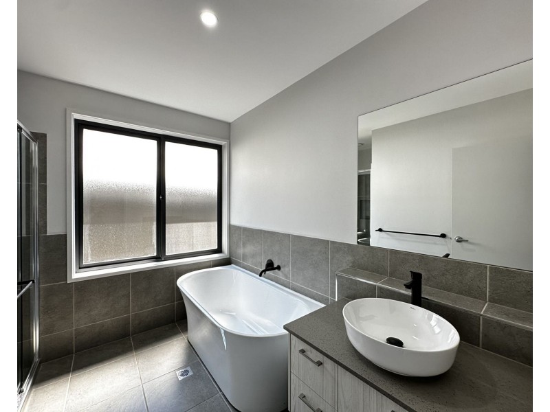 51 Melton Circuit, Gregory Hills NSW 2557