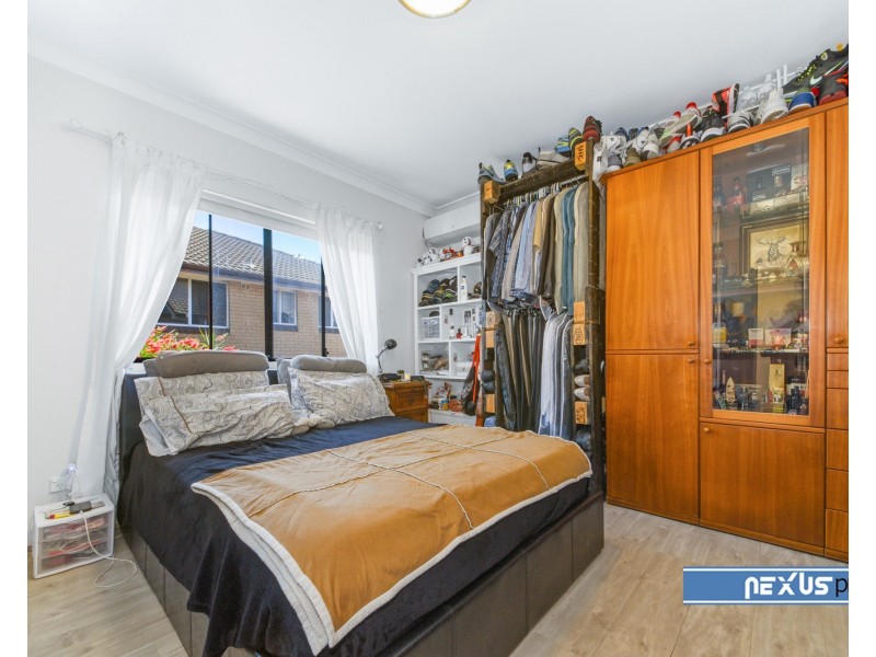 2/13 Park Street, Campsie NSW 2194