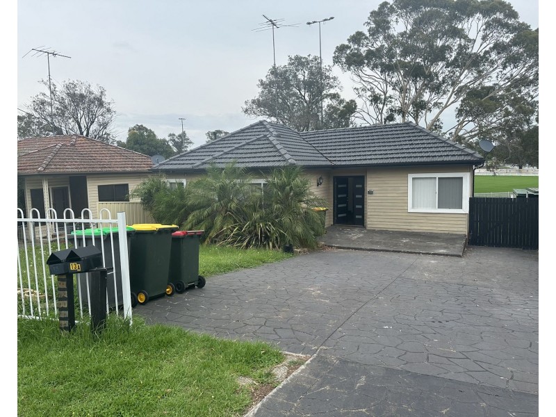 13 Bocking Avenue, Bradbury NSW 2560