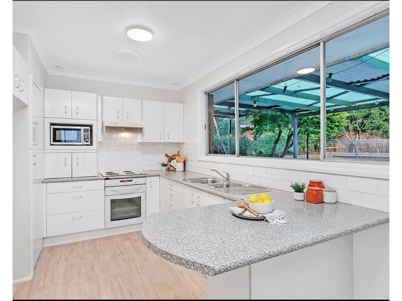 20 Lynwood Close, Pennant Hills NSW 2120