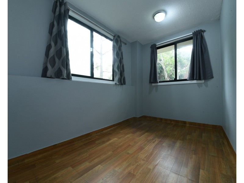 7 Exeter Rd, Homebush West NSW 2140