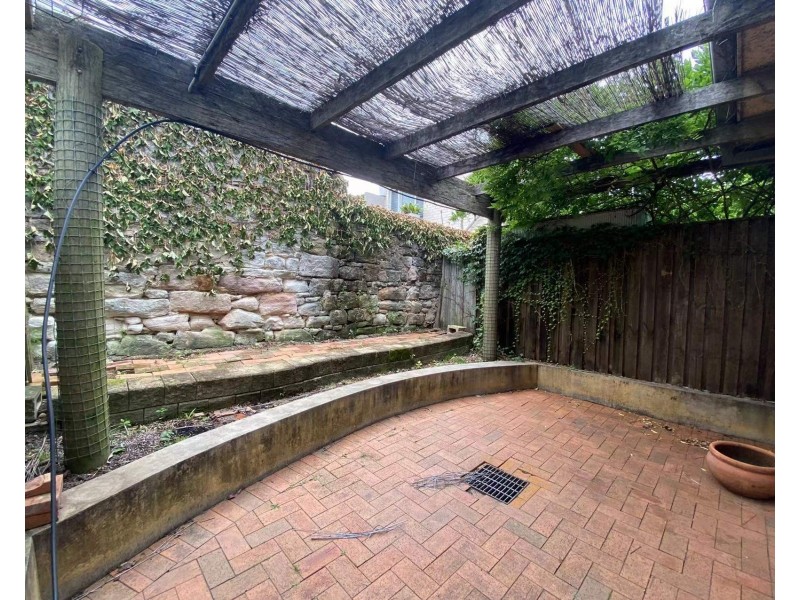 12 UPPER ROAD, Forest Lodge NSW 2037