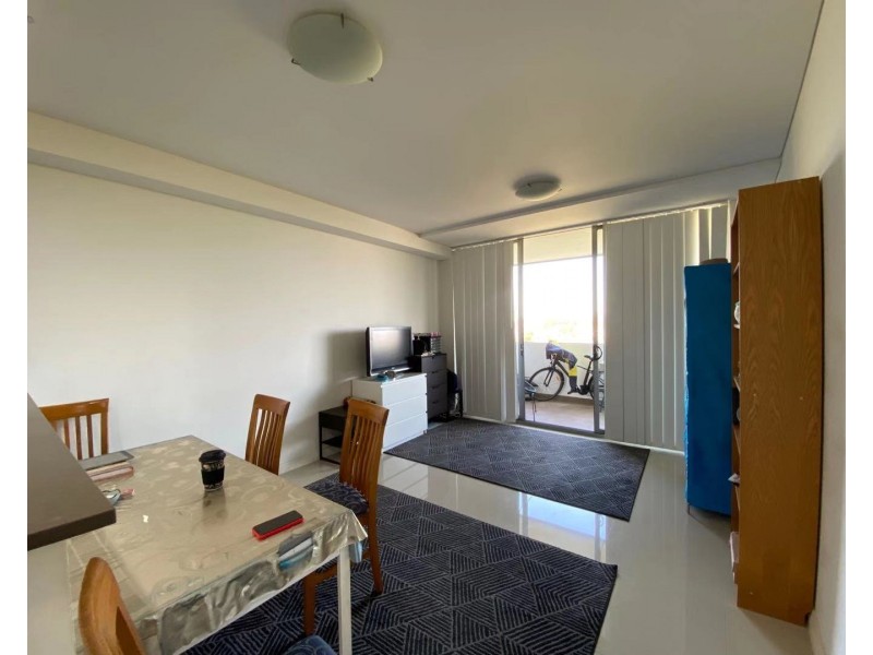 3708/15  Charles Street, Canterbury NSW 2193