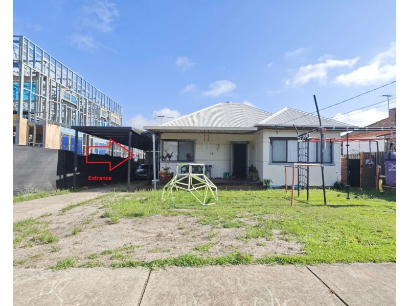 Granny Flat/13A  Beszant Street, Merrylands NSW 2160