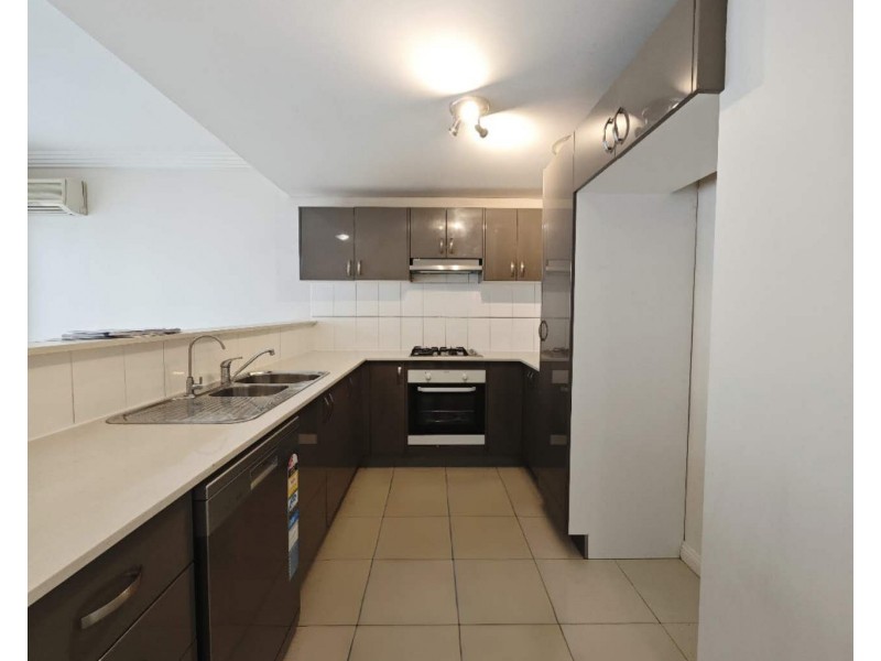 401/31-37 Hassall Street, Parramatta NSW 2150