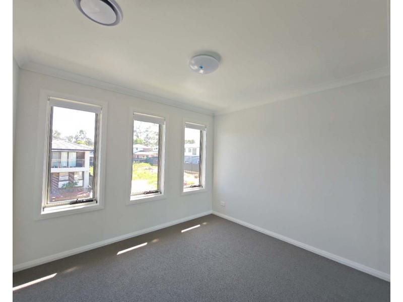 19 Tokyo Road, Austral NSW 2179