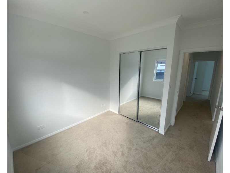 34 Mulholland Avenue, Campbelltown NSW 2560