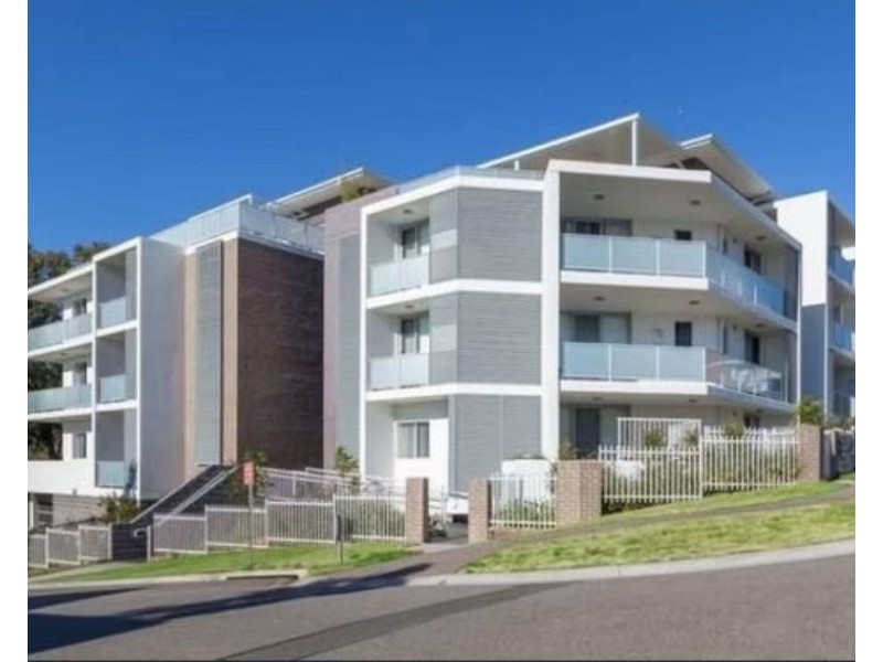 10/41 Santana Road, Campbelltown NSW 2560