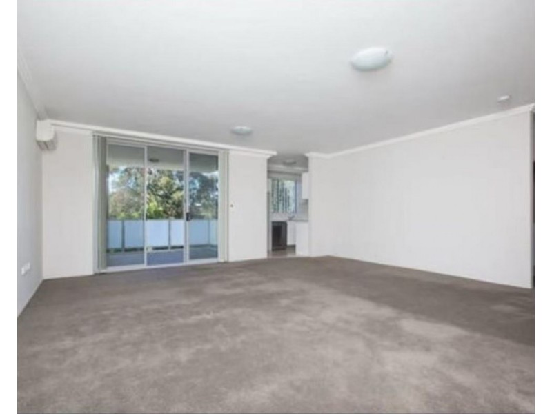 10/41 Santana Road, Campbelltown NSW 2560