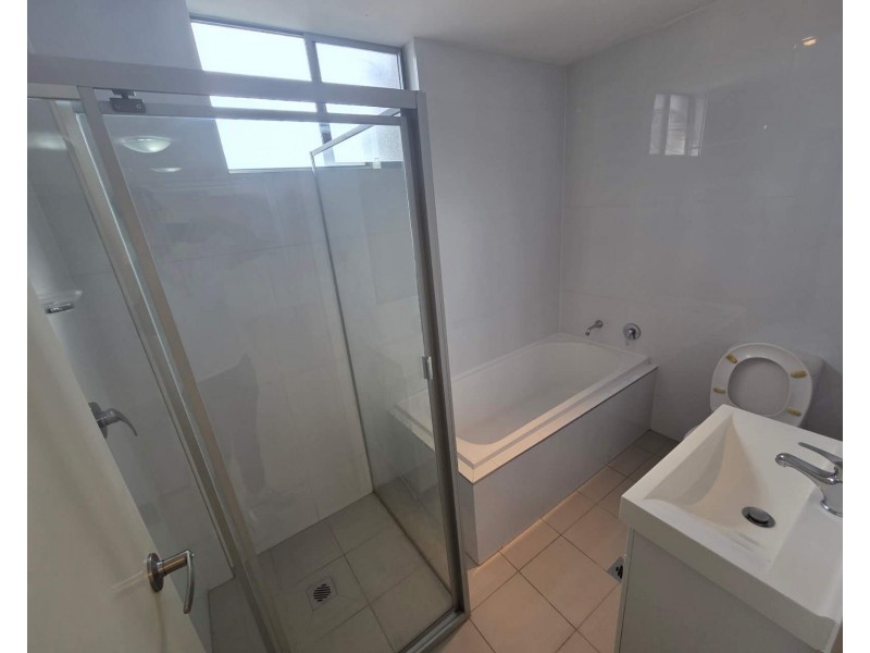 33/3-5 Browne pde, Warwick Farm NSW 2170