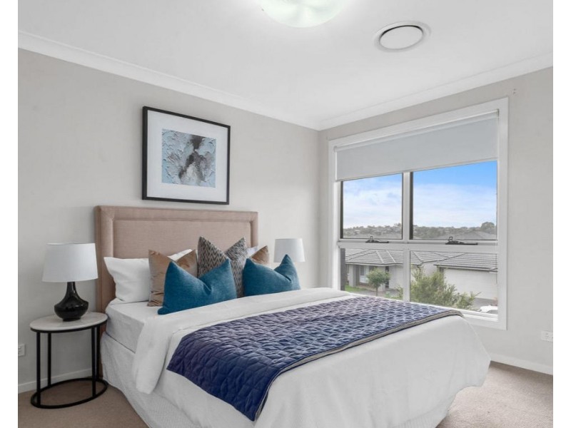 49 Summerland Crescent, Colebee NSW 2761