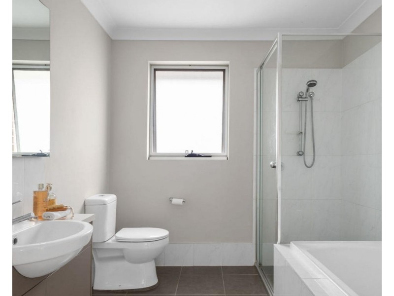 49 Summerland Crescent, Colebee NSW 2761