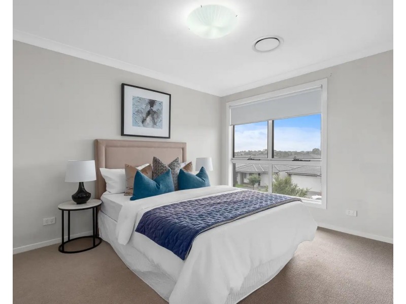 49 Summerland Crescent, Colebee NSW 2761