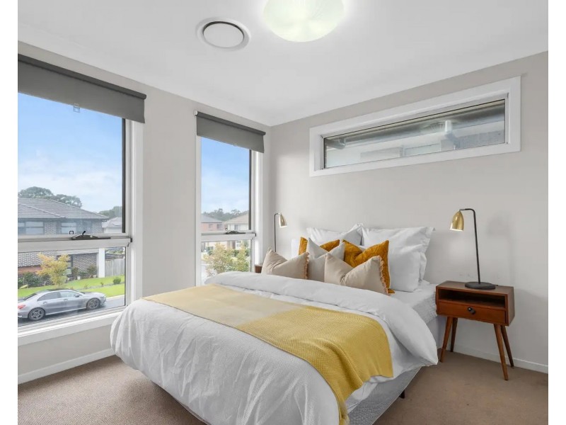 49 Summerland Crescent, Colebee NSW 2761