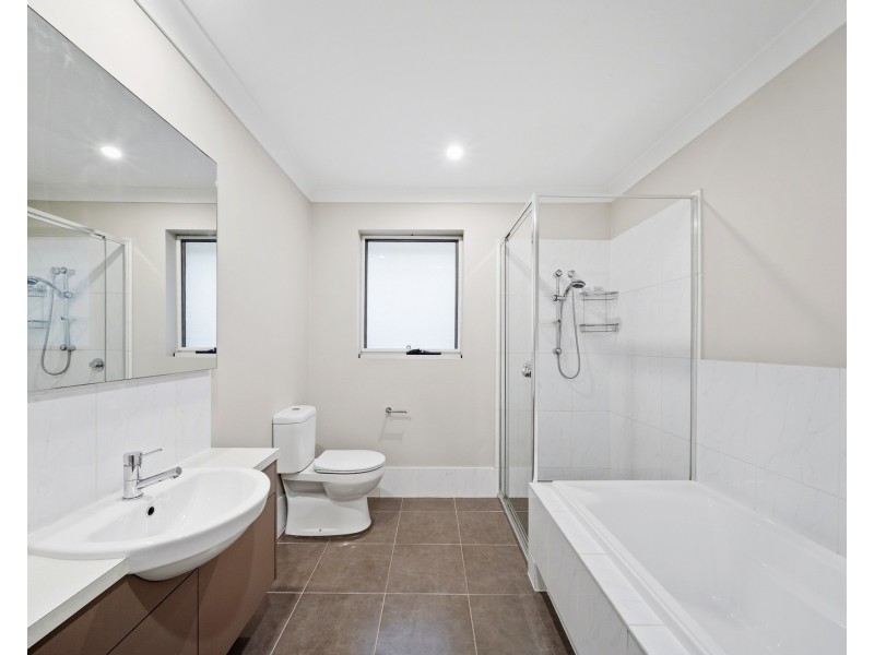 49 Summerland Crescent, Colebee NSW 2761