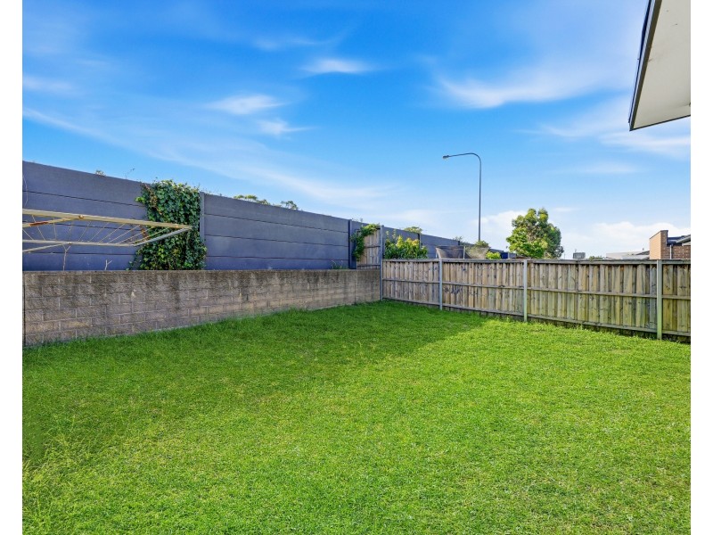 49 Summerland Crescent, Colebee NSW 2761