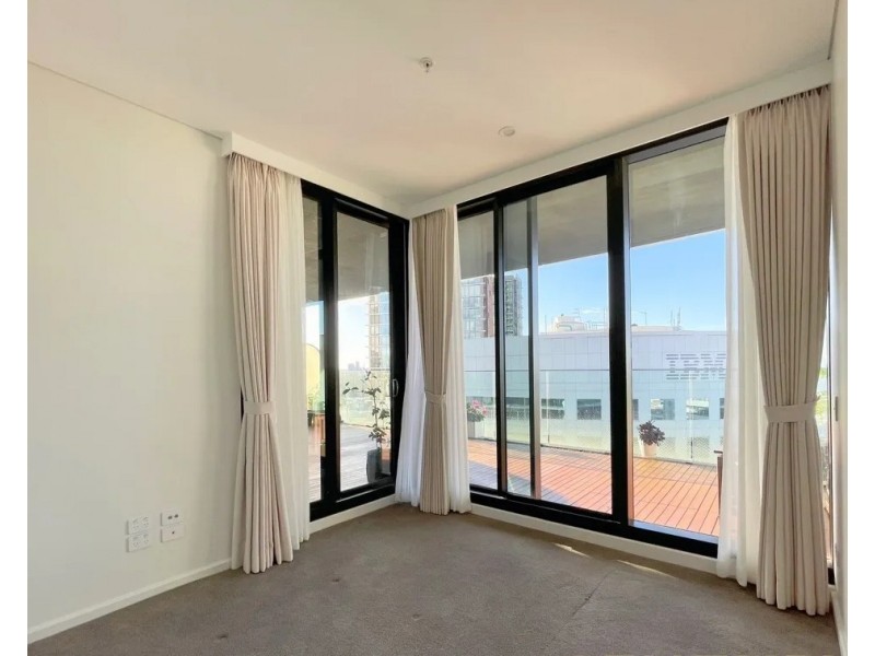 2206/500 Pacific Highway, St Leonards NSW 2065