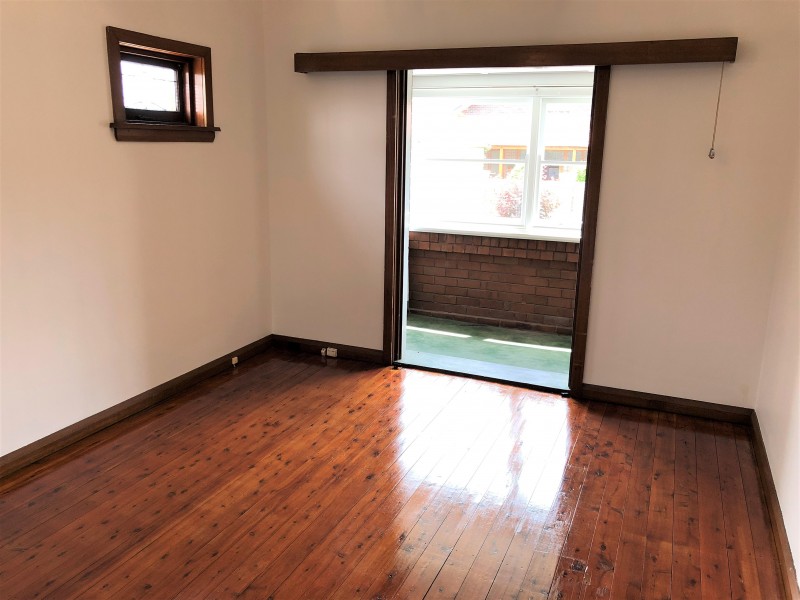 4 Doris Avenue, Earlwood NSW 2206