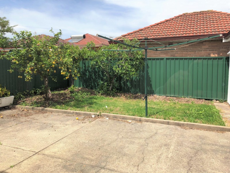 4 Doris Avenue, Earlwood NSW 2206